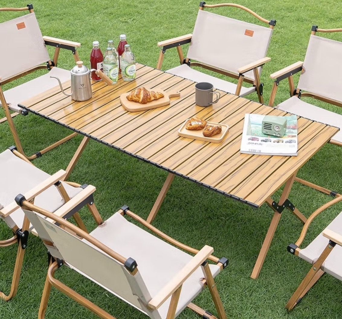 Outdoor folding table and chair display for wholesale camping furniture supply